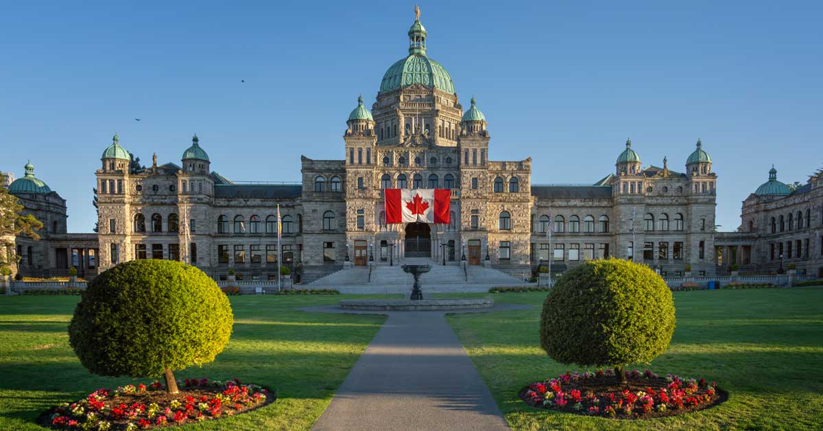 Why Renting a Storage Unit Makes Moving to Victoria, BC Easier
